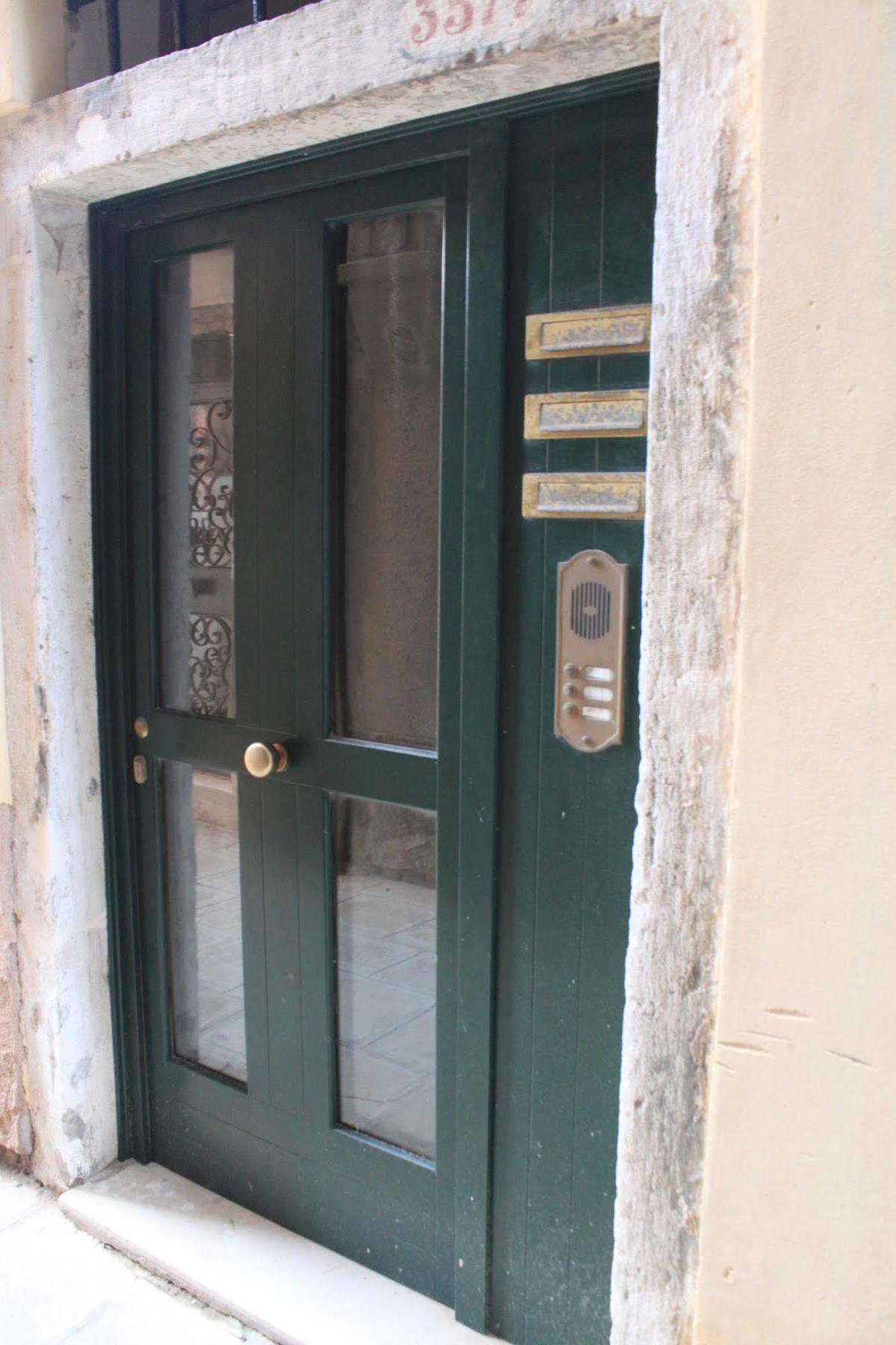 Sant'Angelo - Fenice Apartments In Veneza Exterior foto